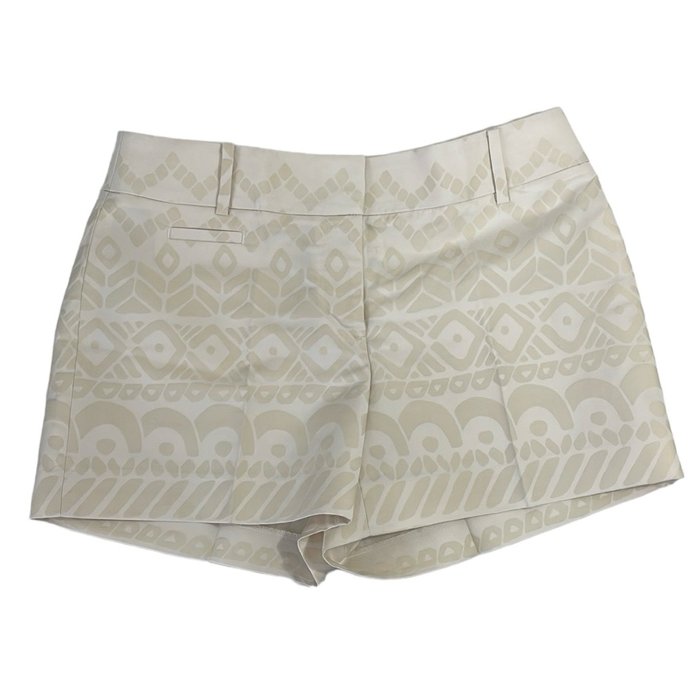 Ann Taylor LOFT cream (off white on off white) Aztec print shorts.‎  Size 4. NWT